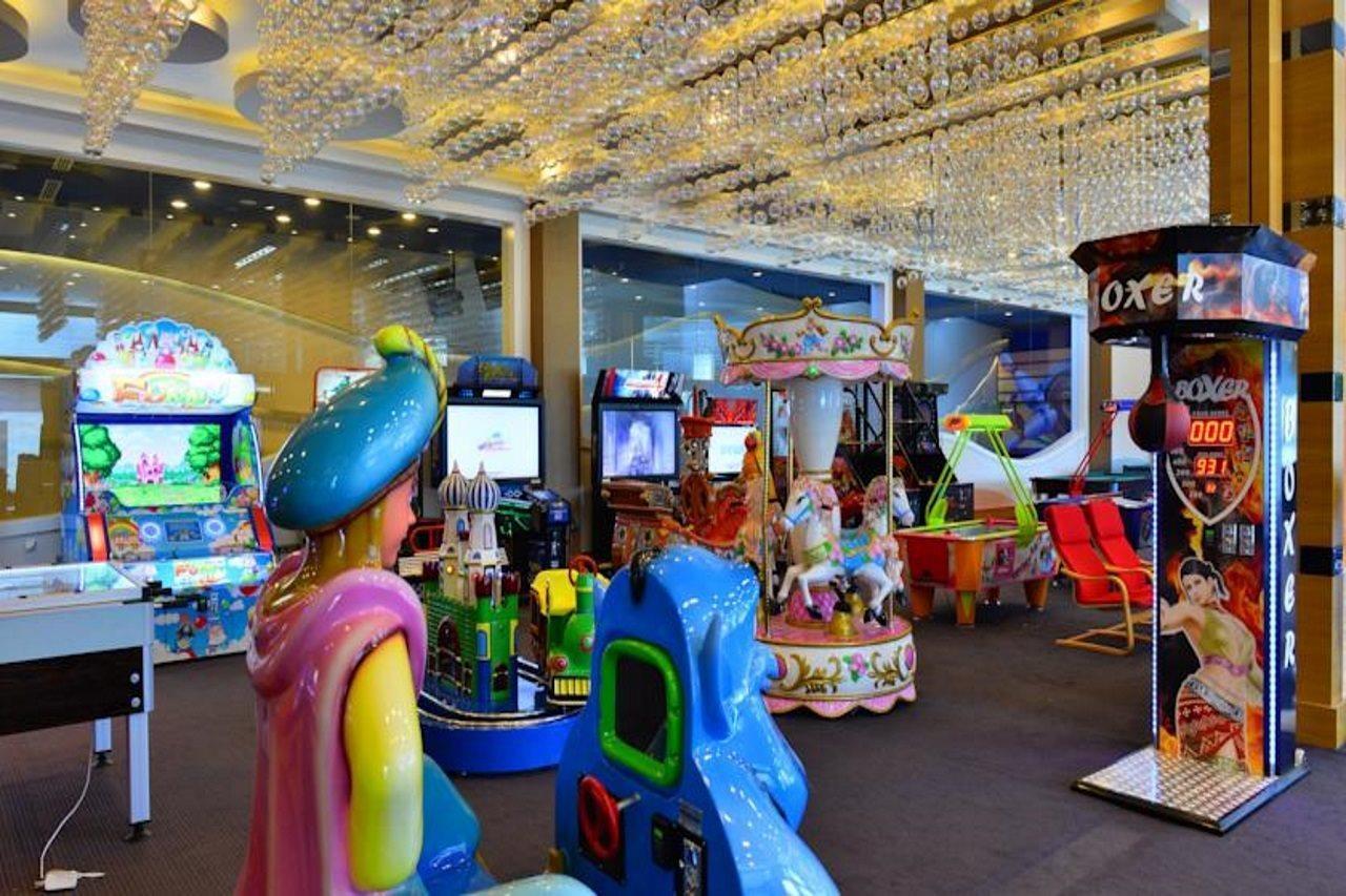 Azura Park Tourism Complex *